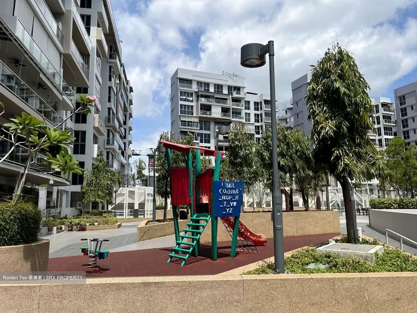 Sea Horizon (D18), Condominium #556852481